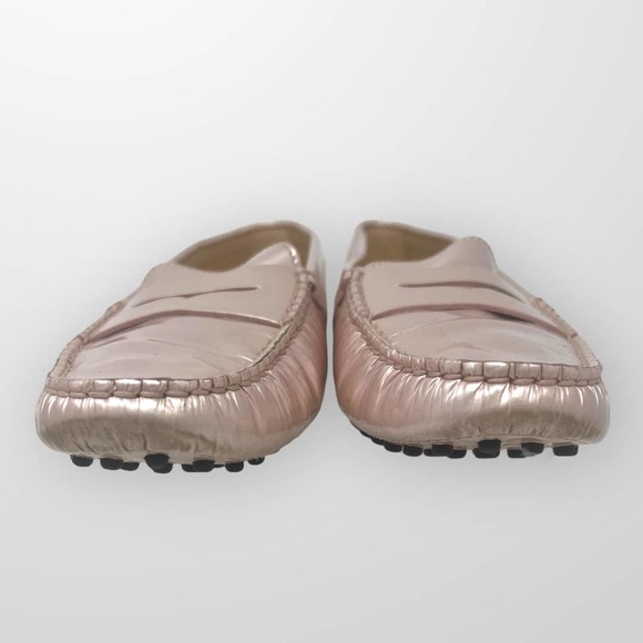 Tod's Metallic Pink Loafers - Picture 3 of 8